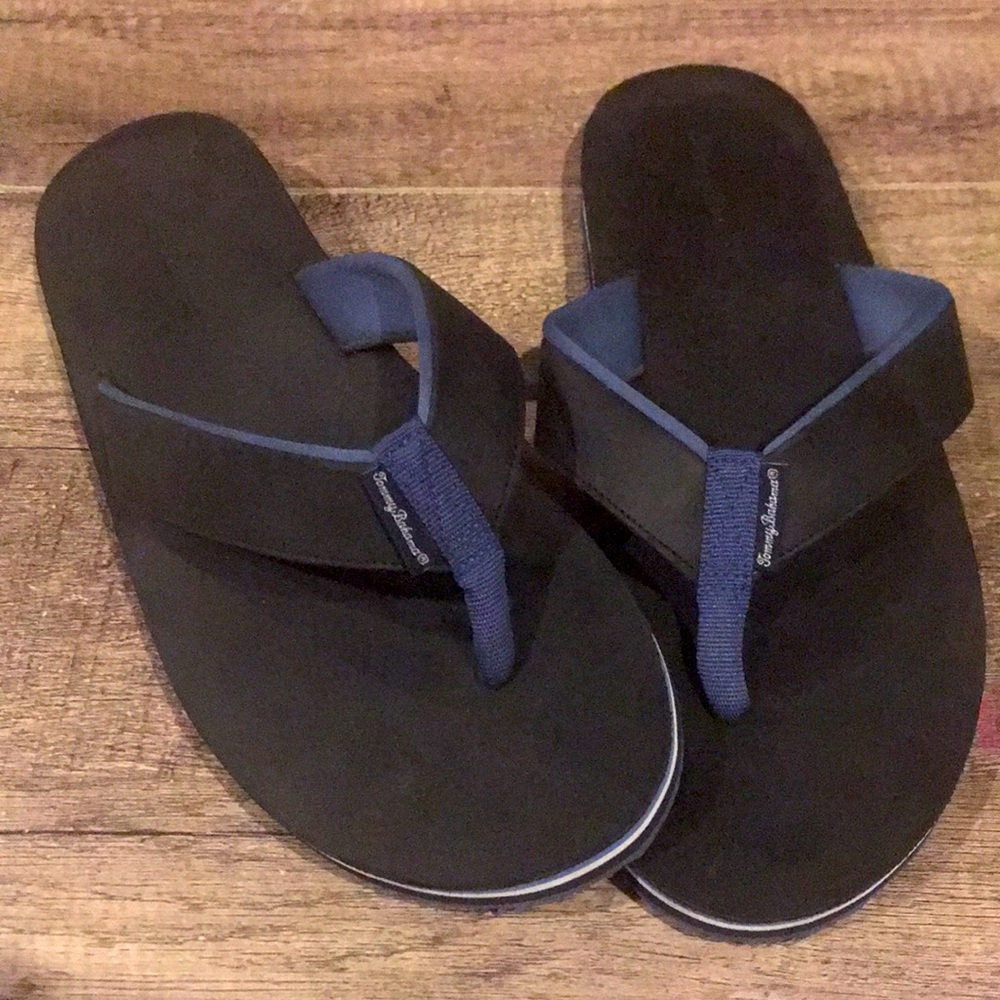 Tommy Bahama Flip Flops